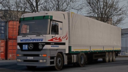 Mercedes Actros MP1